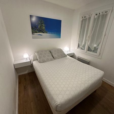 Villa Des Palmiers, Chambre 3, Lit Double 빌뇌브-쉬르-로트 외부 사진