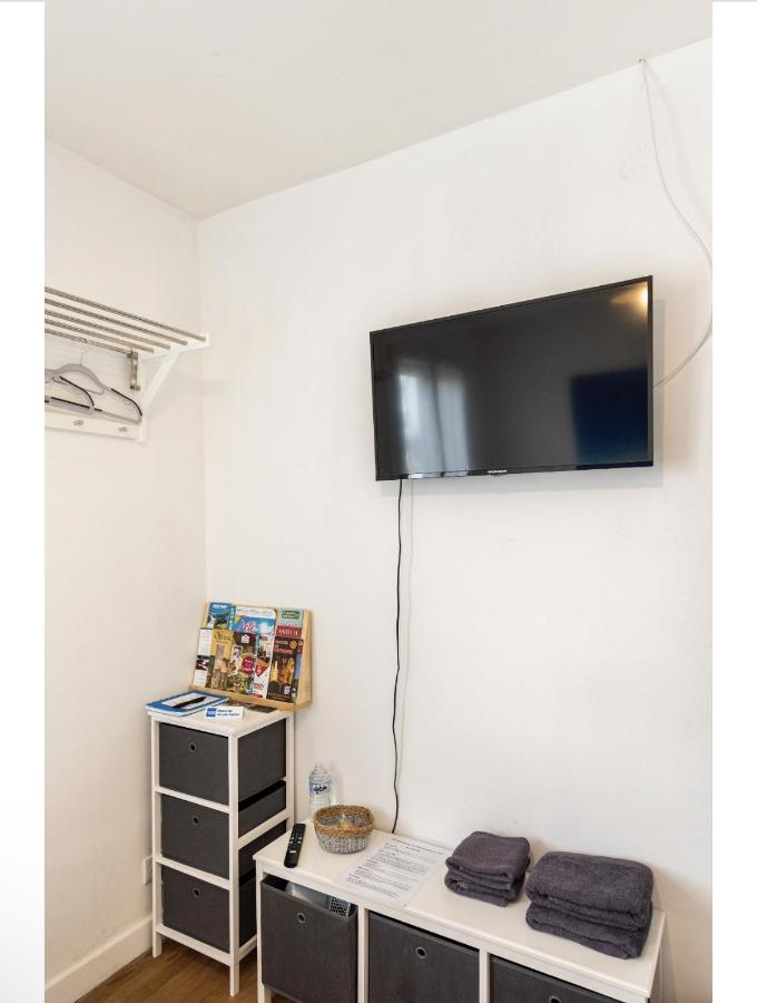 Villa Des Palmiers, Chambre 3, Lit Double 빌뇌브-쉬르-로트 외부 사진