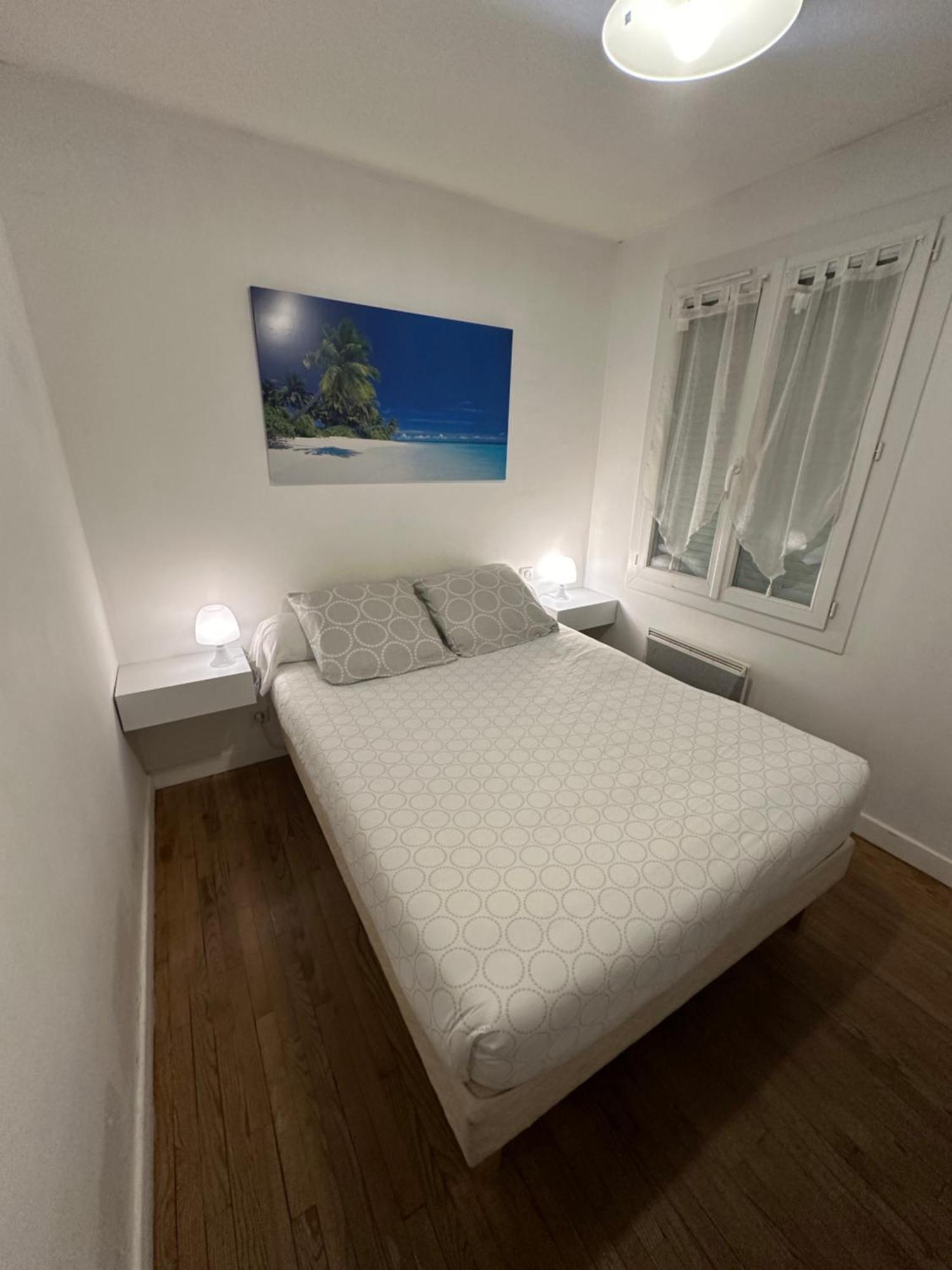 Villa Des Palmiers, Chambre 3, Lit Double 빌뇌브-쉬르-로트 외부 사진