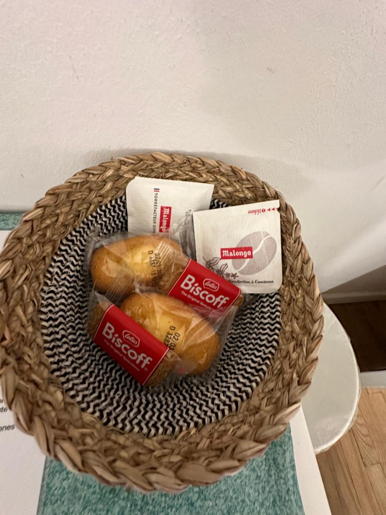 Villa Des Palmiers, Chambre 3, Lit Double 빌뇌브-쉬르-로트 외부 사진